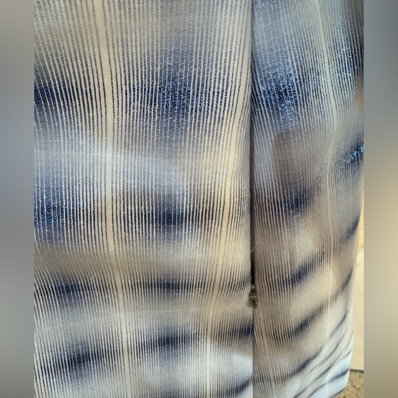 Carlisle Collection NWT Designer Long Jacket, Shimmer Sheen White&Blue W/Pearls - Picture 16 of 16